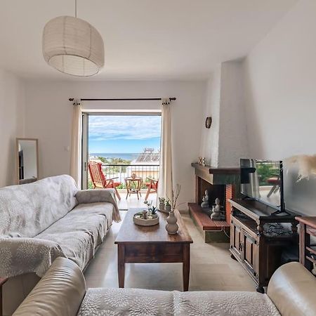 Seaside Escape Apartment Saronida 외부 사진